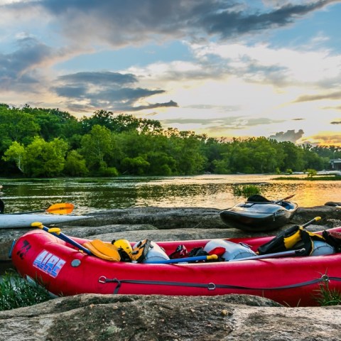 Gorgeous sunset on the relaxing Upper James