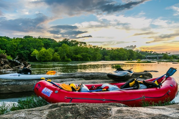 Gorgeous sunset on the relaxing Upper James