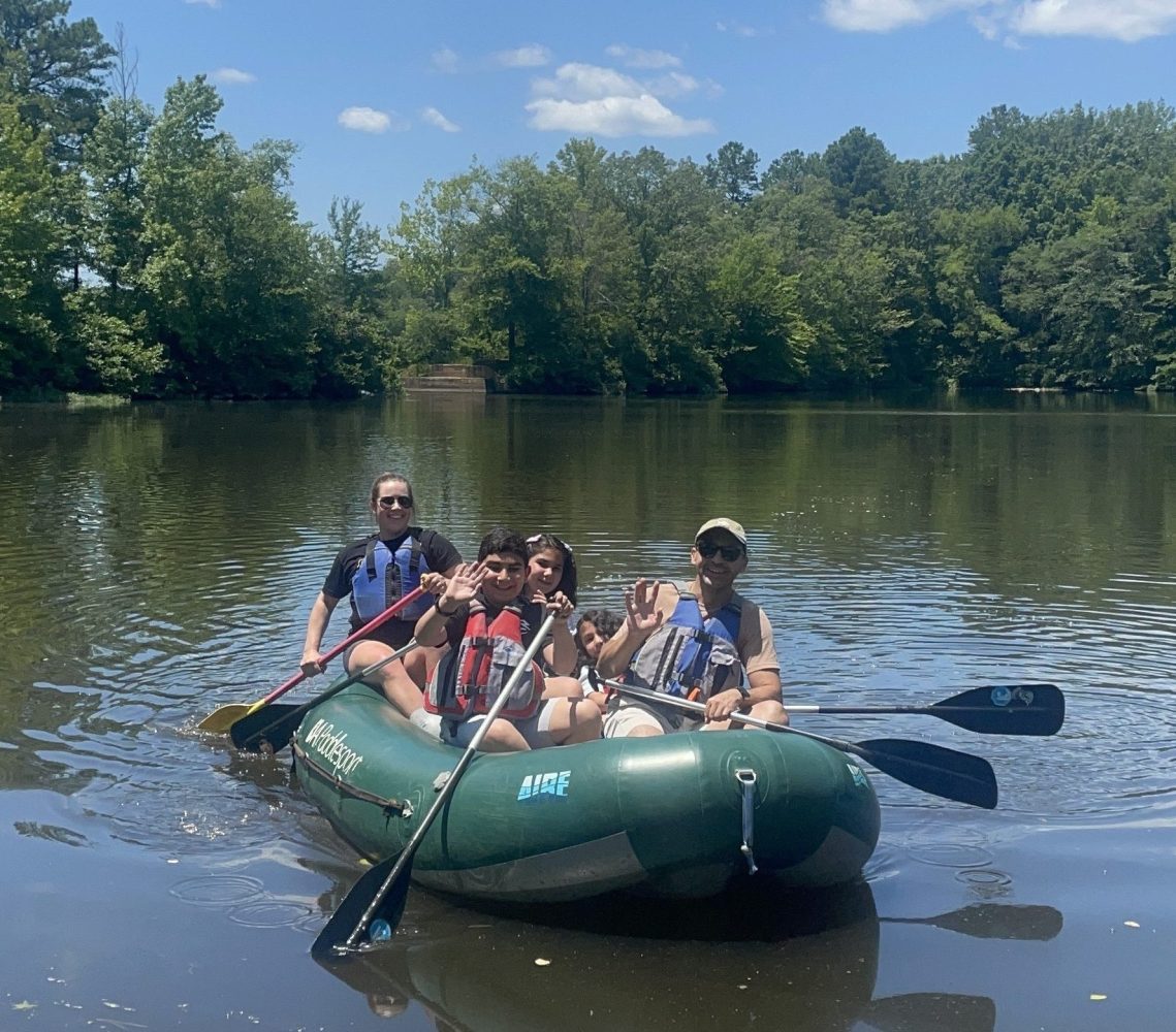 a small boat in a body of water